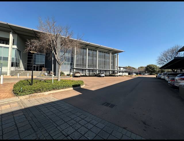 509.30M² OFFICE TO LET IN HIGHVELD